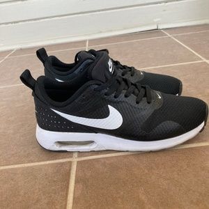 Nike Air Max Tavas